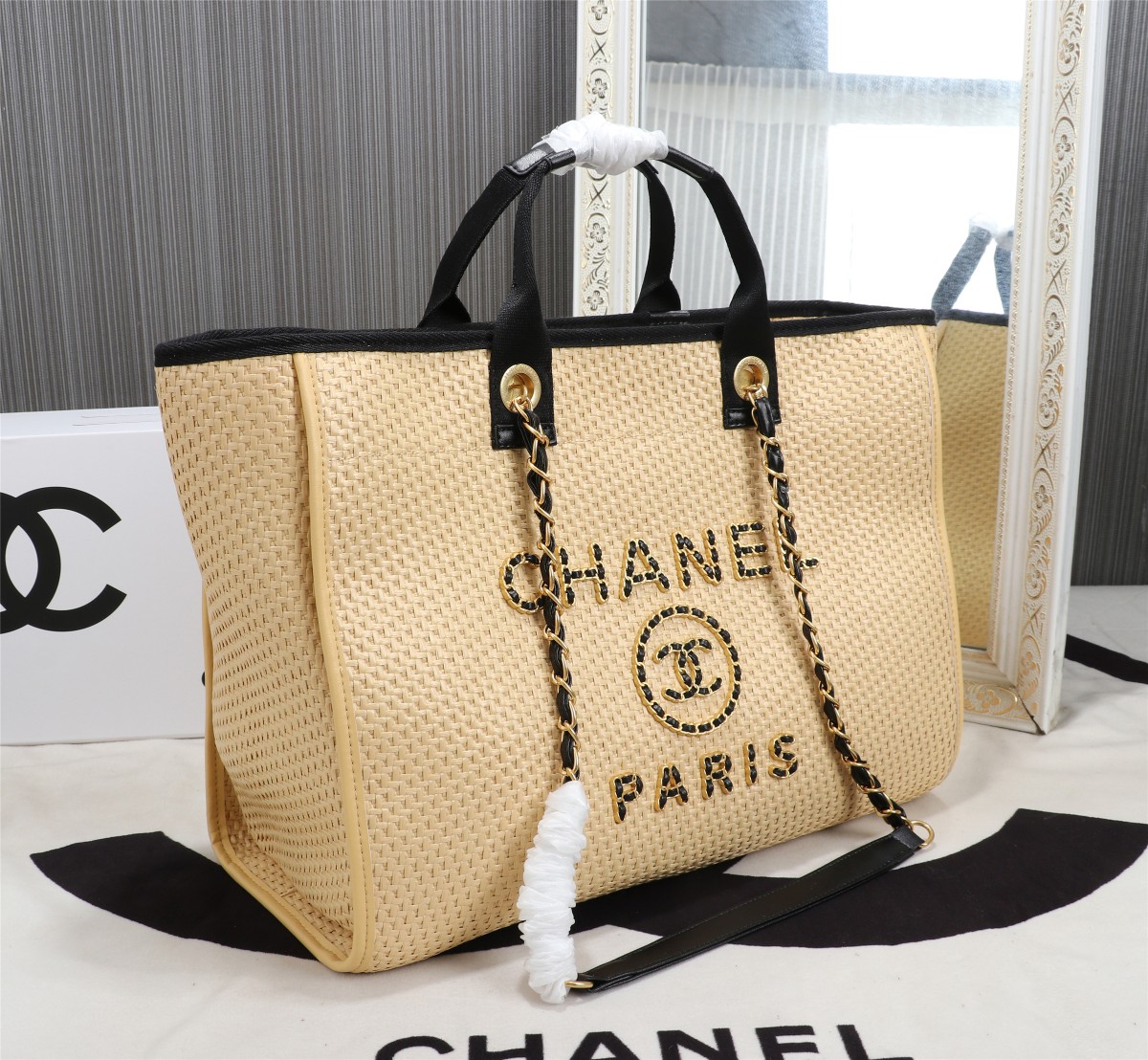 chanel8252PYD042