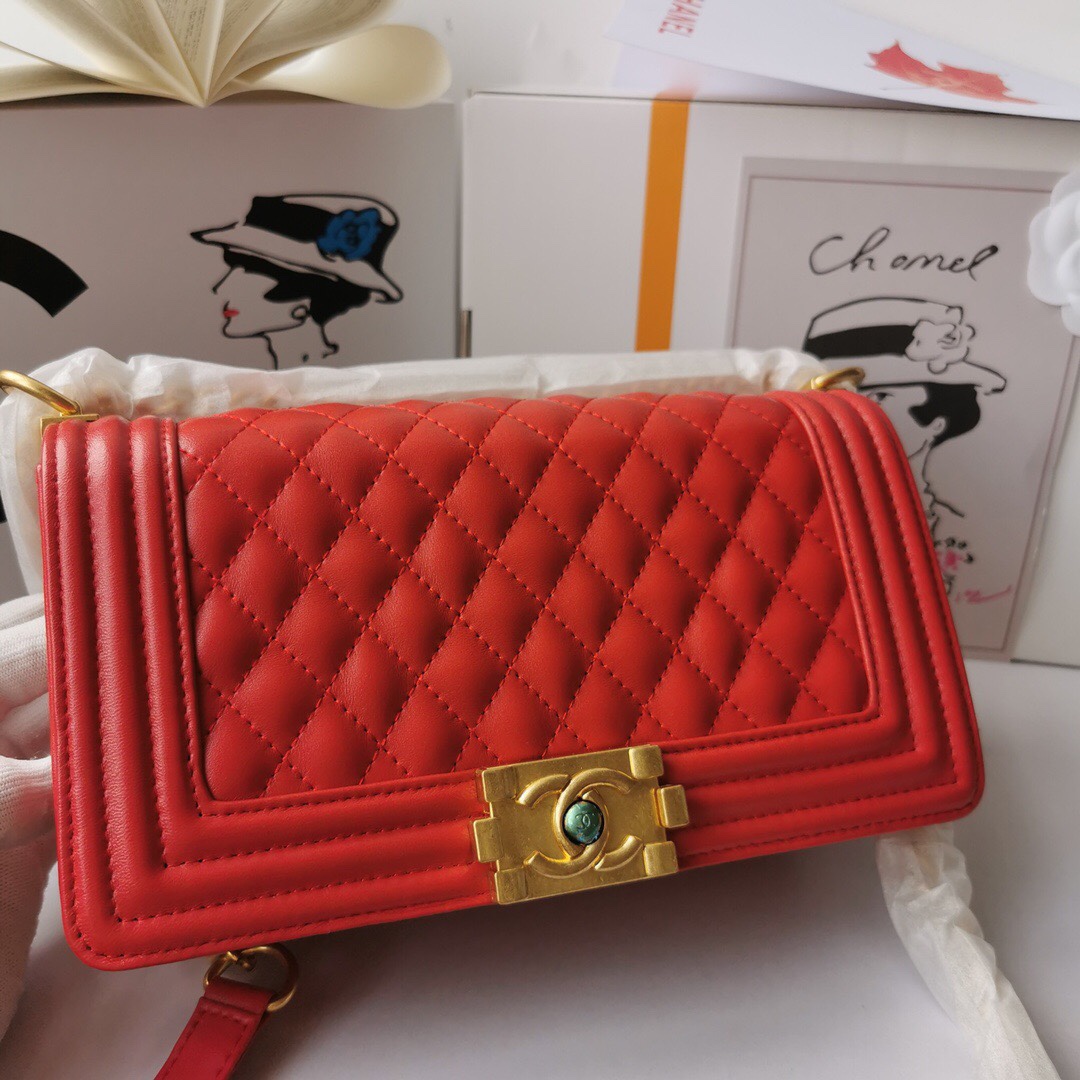 chanel6708PYD042
