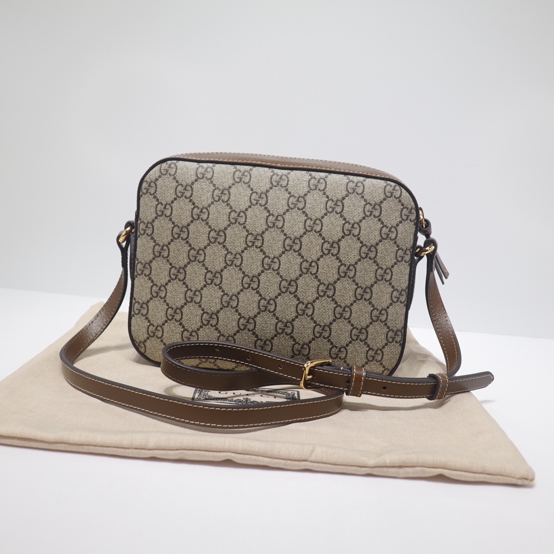 GUCCI 645454 23x17x6 cm