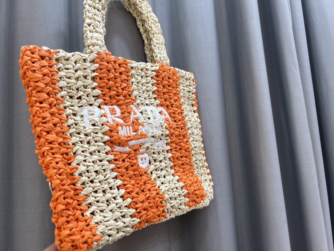 Prada 393 Orange LM031 24cm