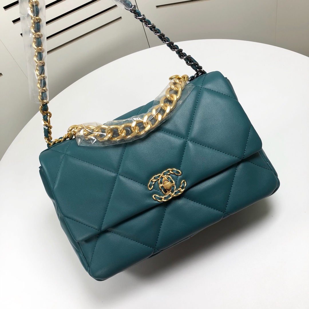 Chanel Lambskin Quilted Medium19 Flap Shoulder Bag Handbag