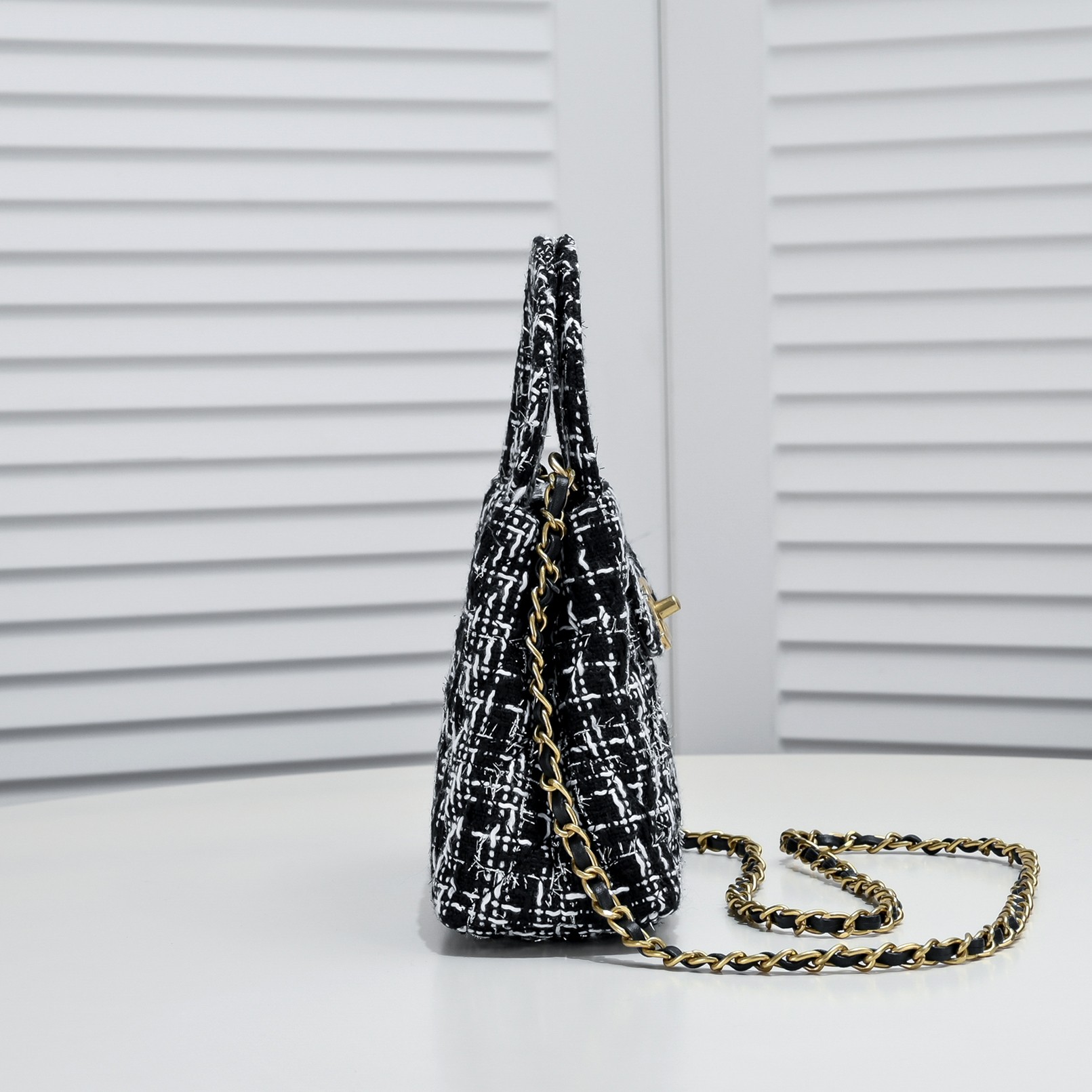 Chanel Tweed Shoulder Bag Handbag