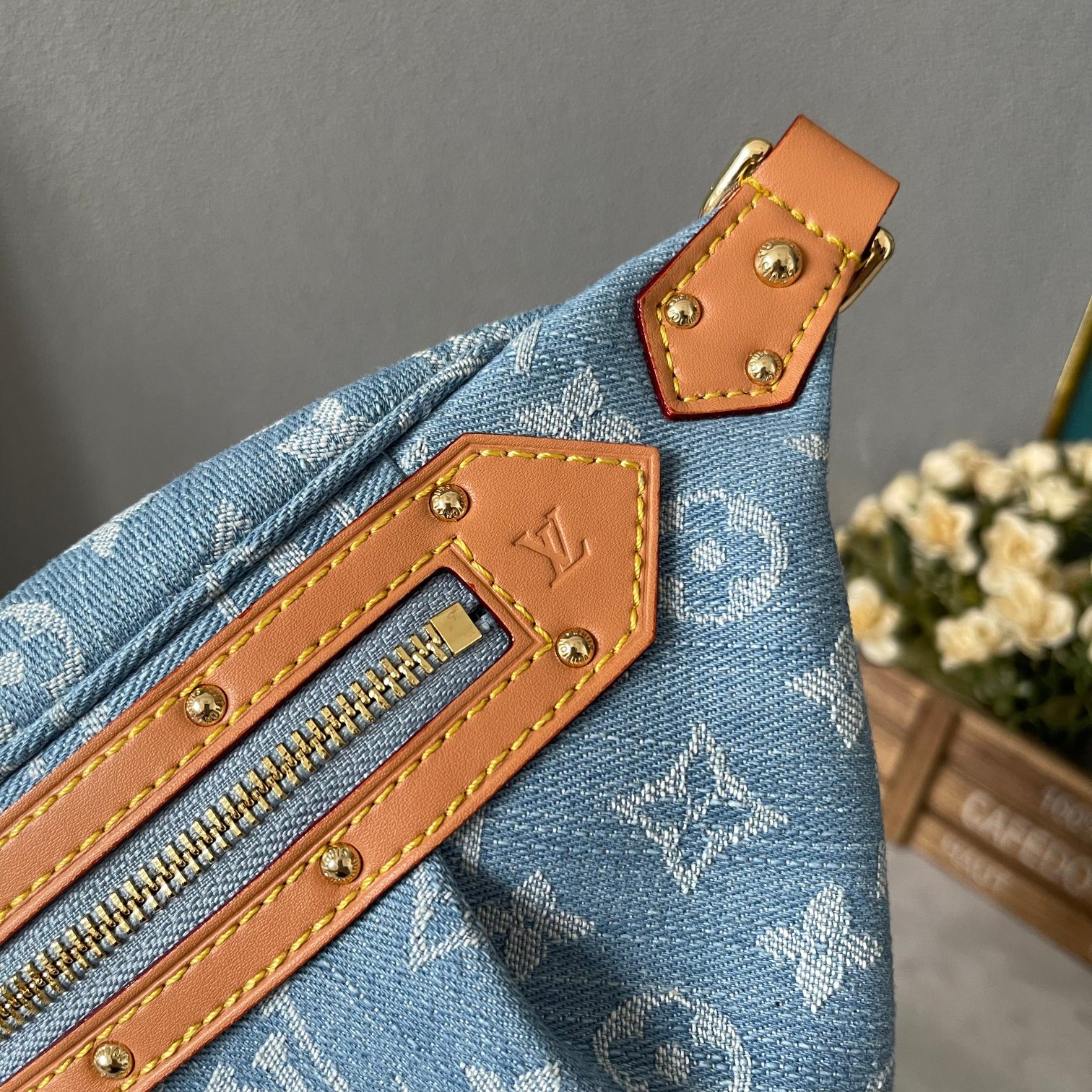 LV High Rise Waist Bag M46837 LM041 38cm