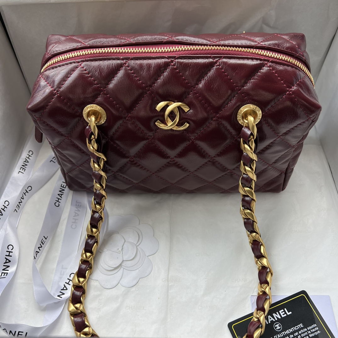 Chanel Chunky Chain Pillow Bag Cowhide