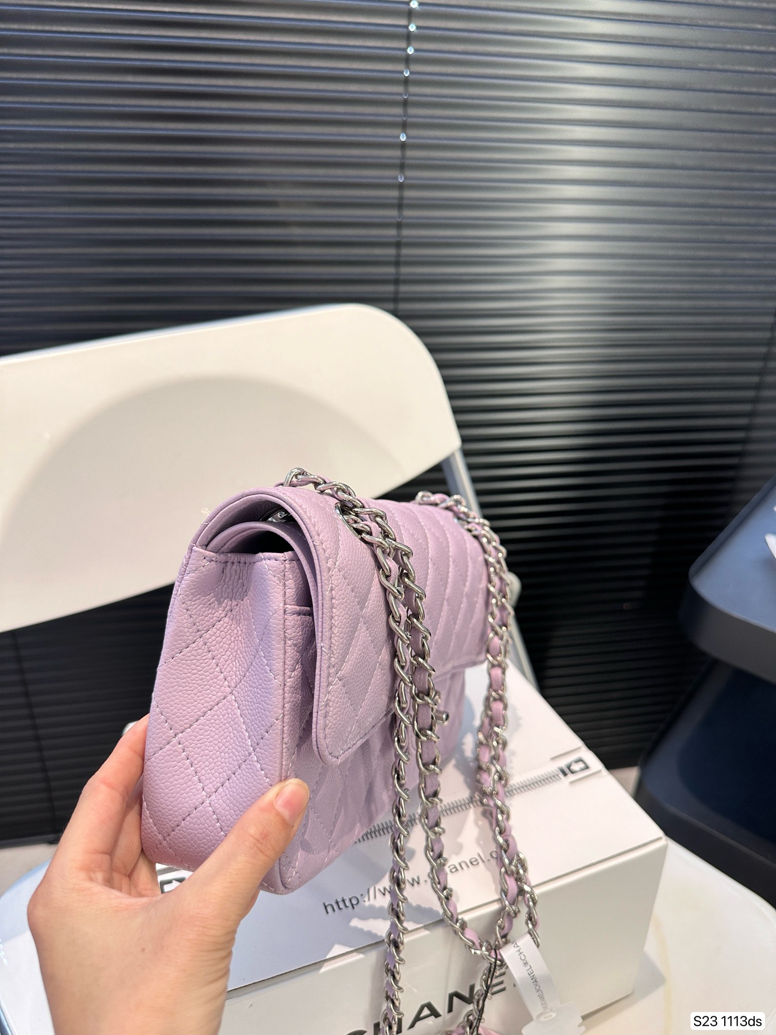 Chanel Classic Flap Bag Caviar 1113 LLS081 23cm