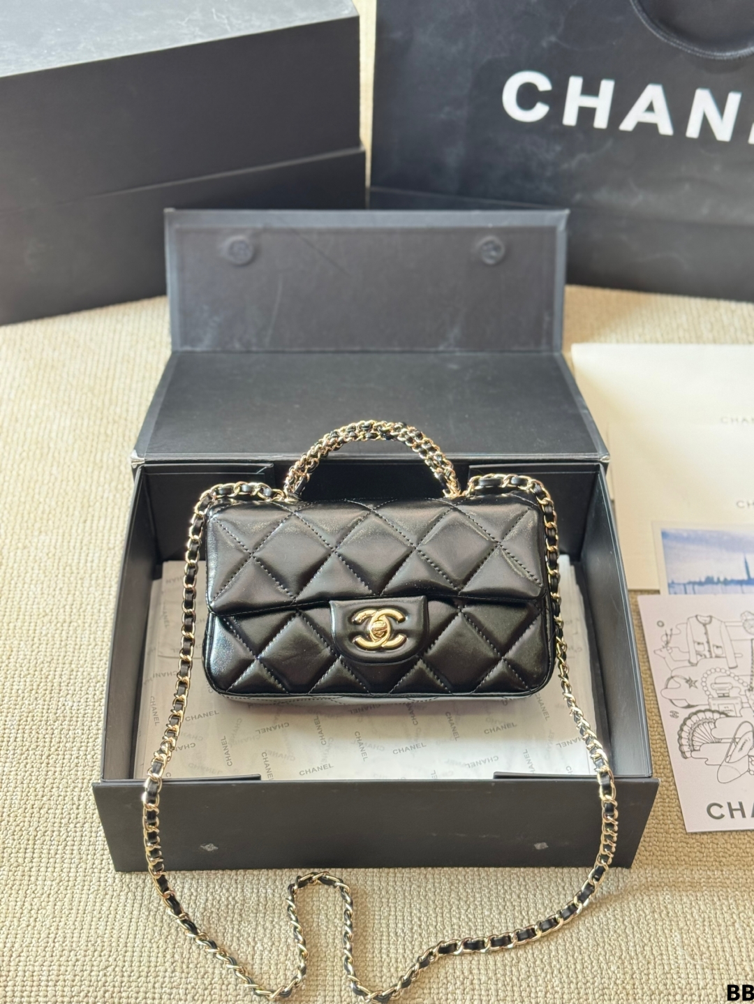 Chanel Shoulder Bag 030 DB561 20cm