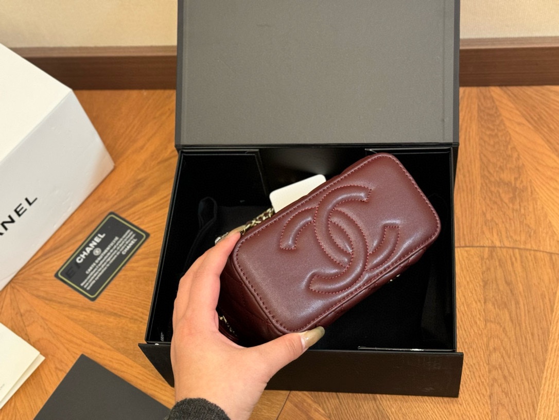 Chanel Handbag 023 DB571 17cm