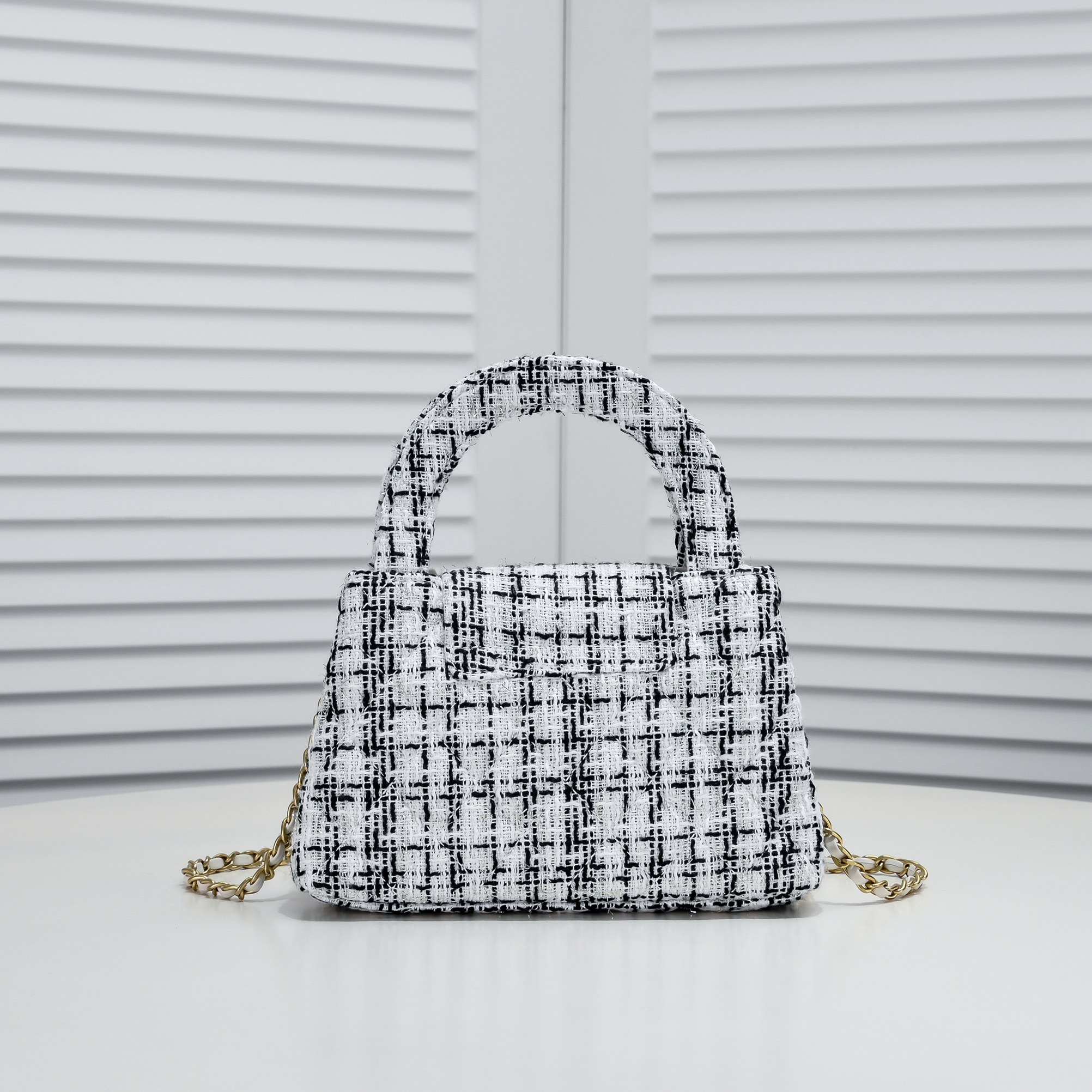 Chanel Tweed Shoulder Bag Handbag