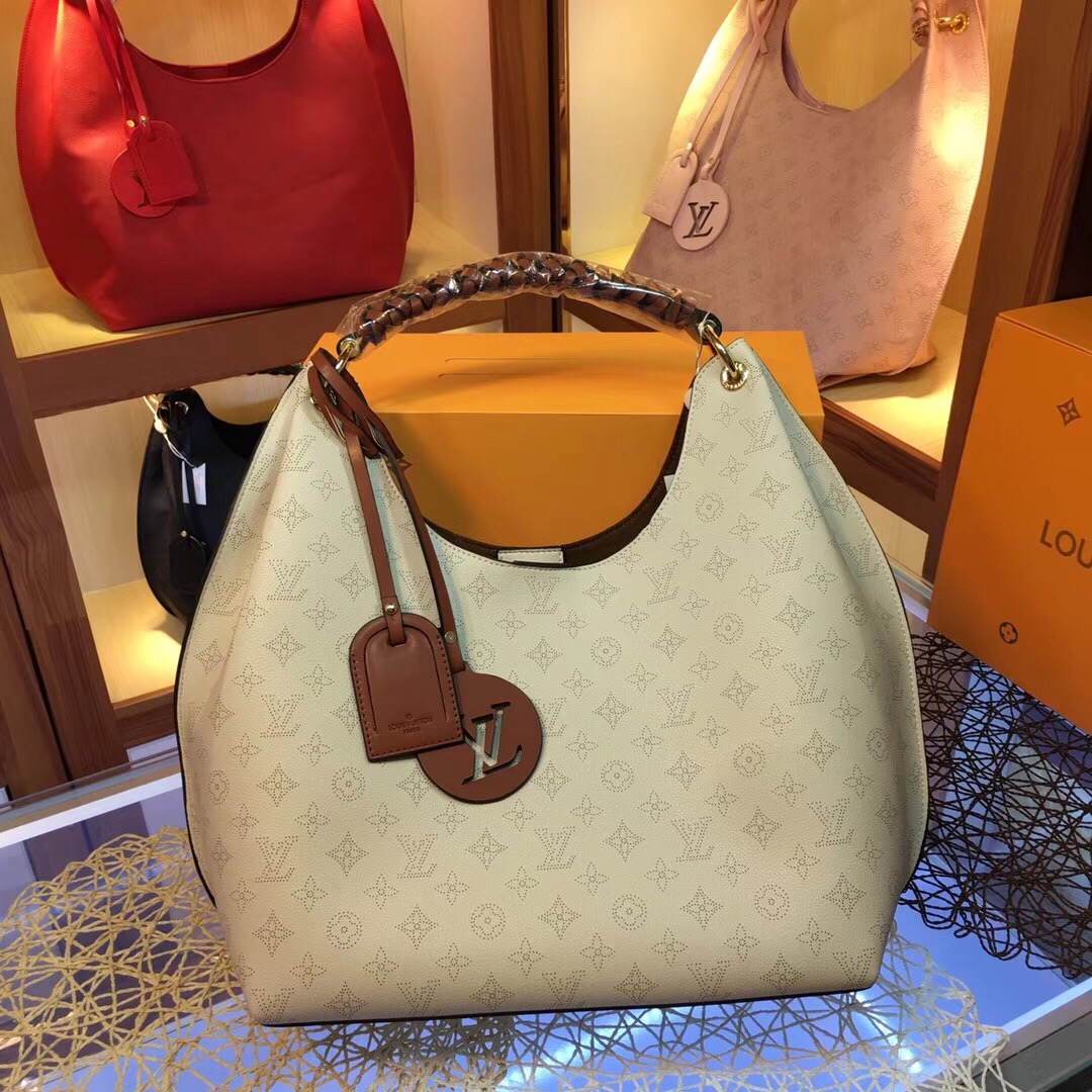 Louis Vuitton CARMEL 40cm