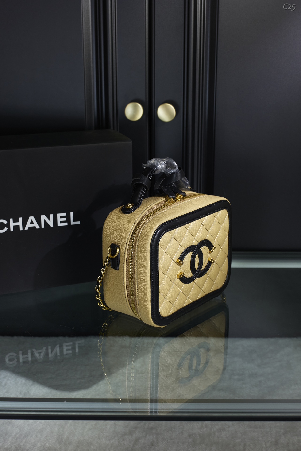 Chanel Case Bag 008 DB571 18cm