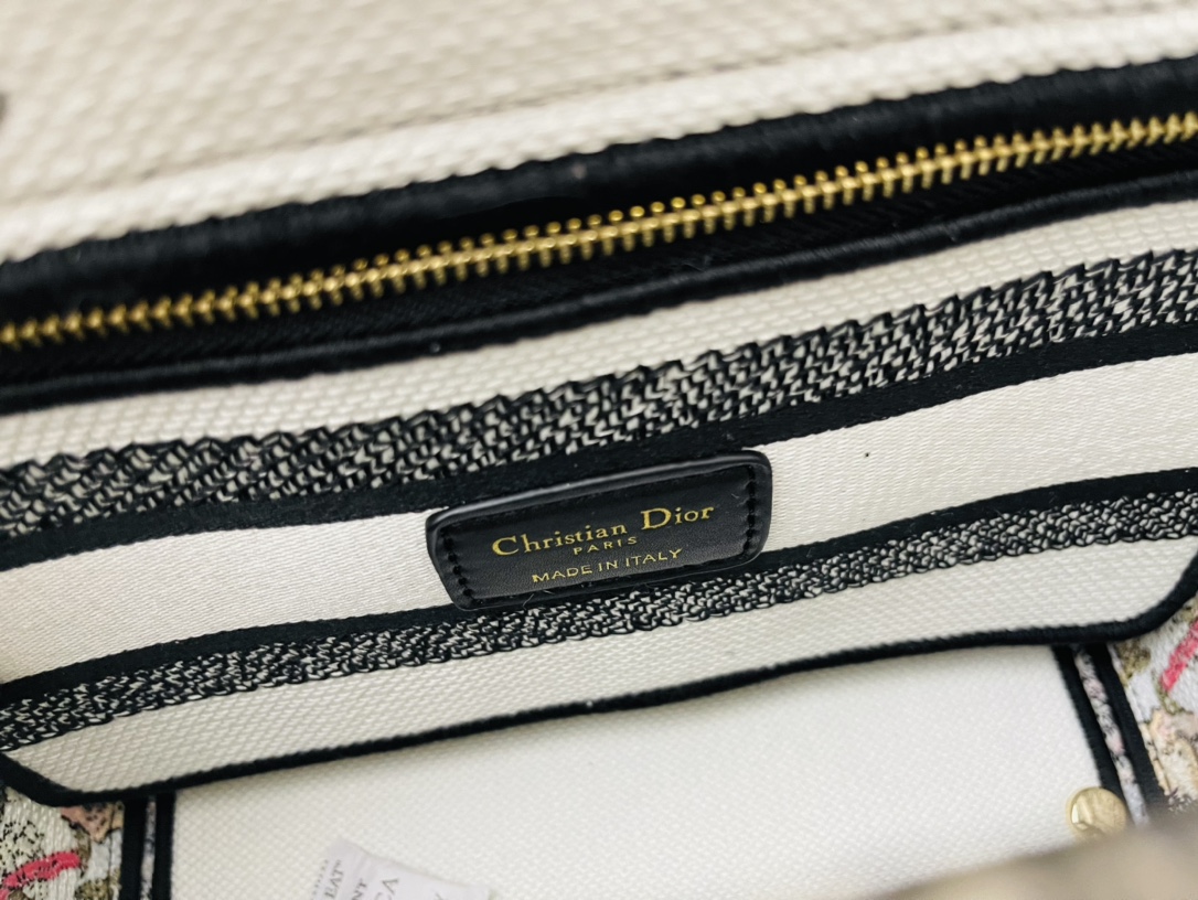 10A + top quality Dior Medium Lady D-Lite Bag 9920 DD003 24cm