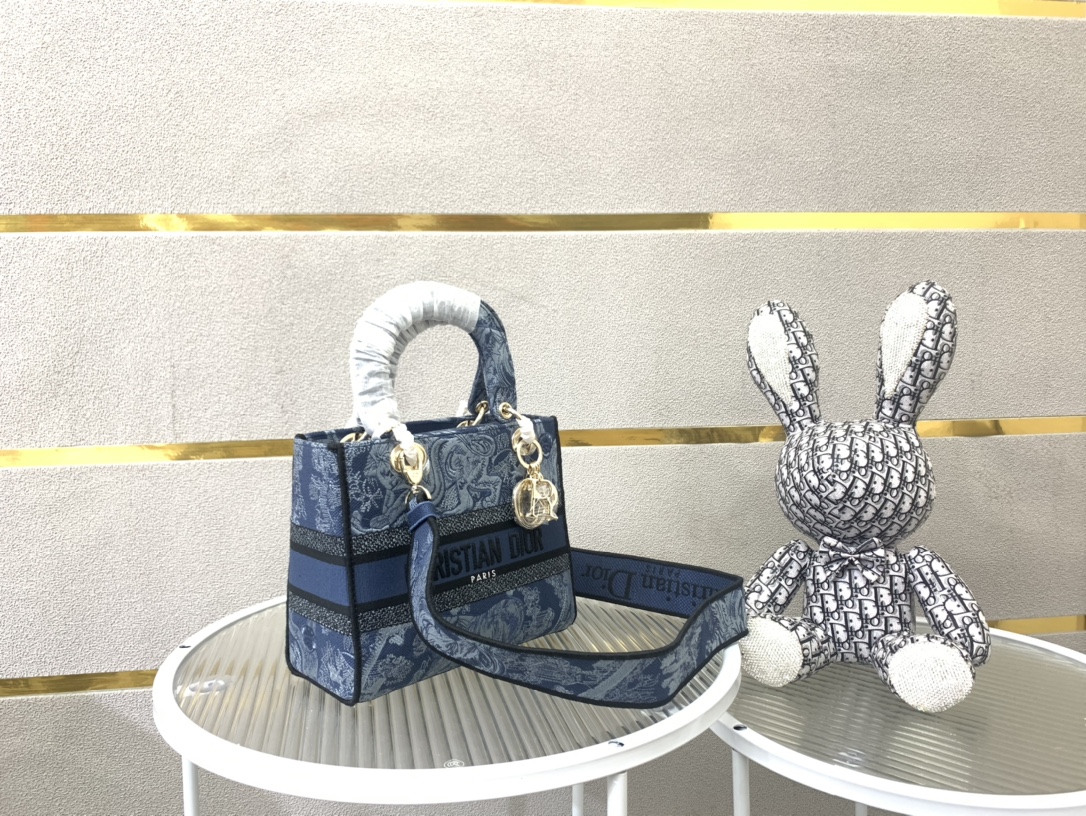 10A + top quality Dior Medium Lady D-Lite Bag 9920 DD003 24cm