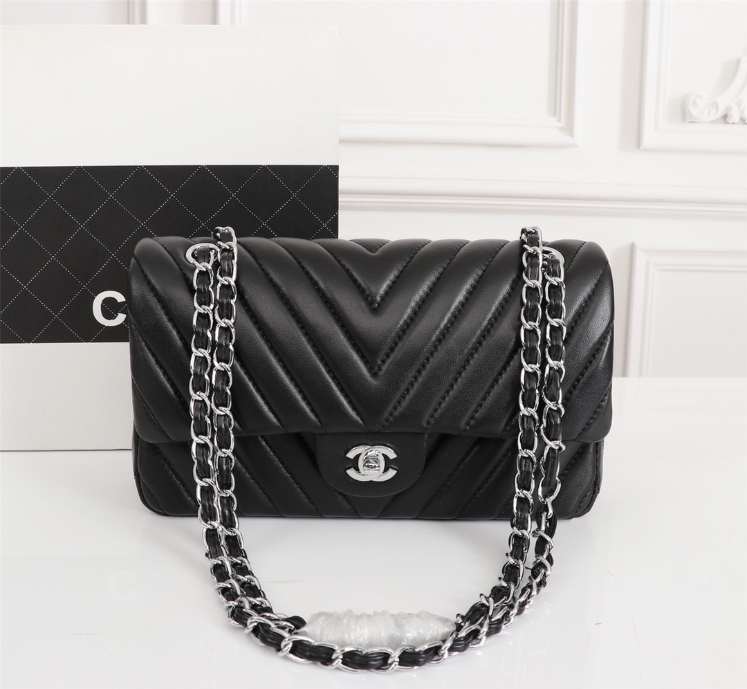 Chanel Clacssic Flap CF Chain Shoulder Strap Bag (Replica）