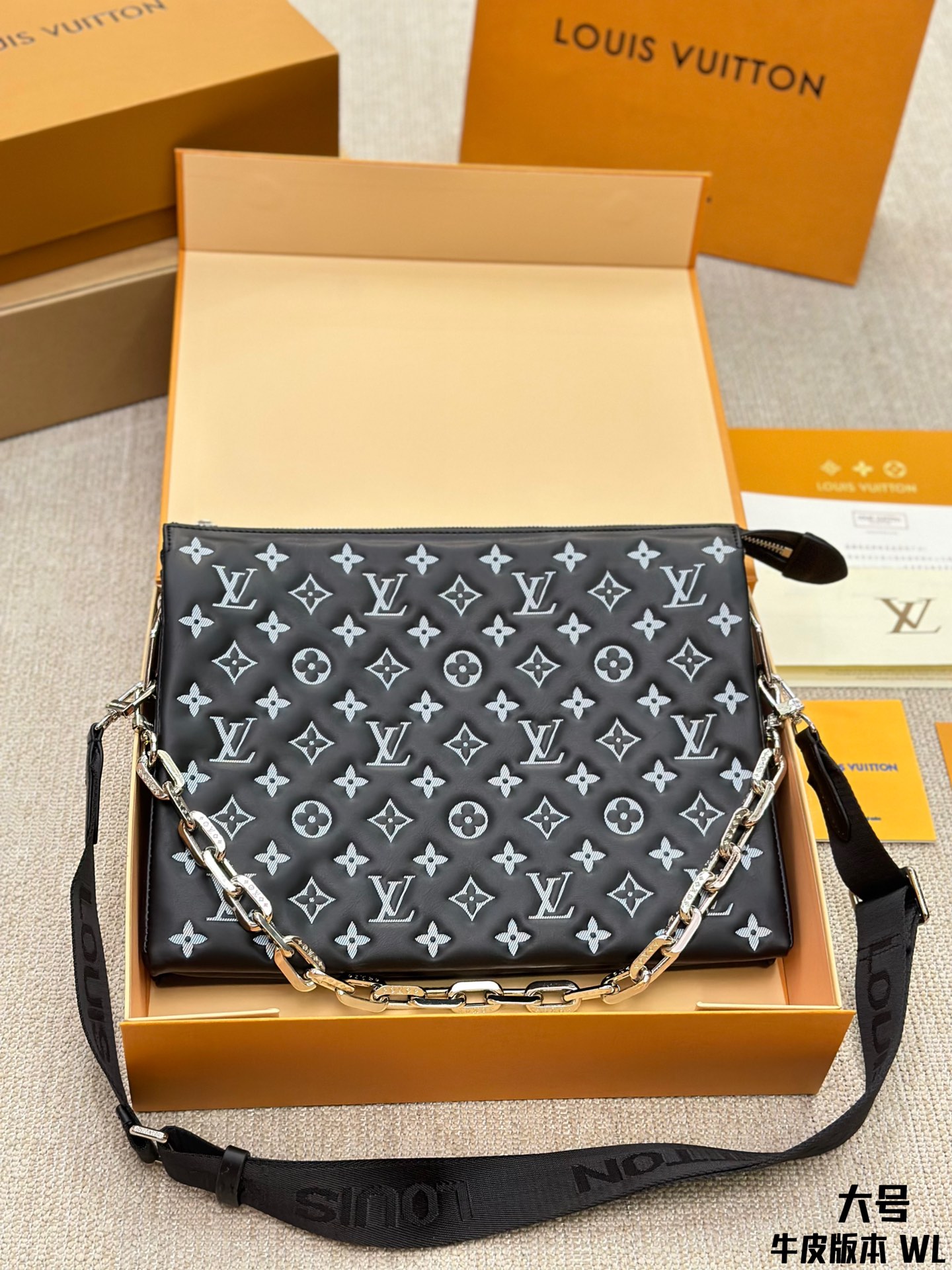 10A + quality LV Coussin MM M23057 DB022 34cm