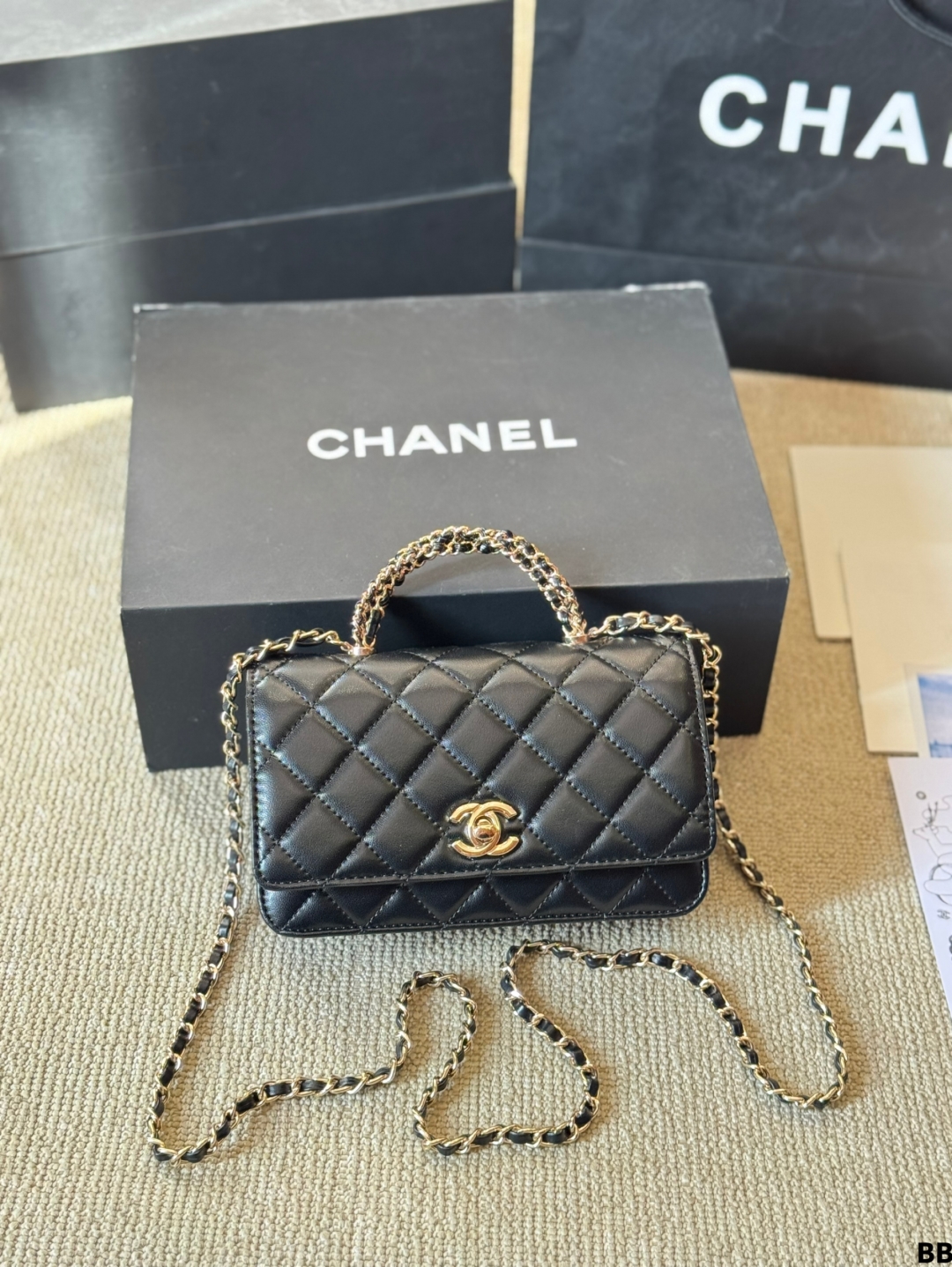 Chanel Shoulder Bag 031 DB061 20cm