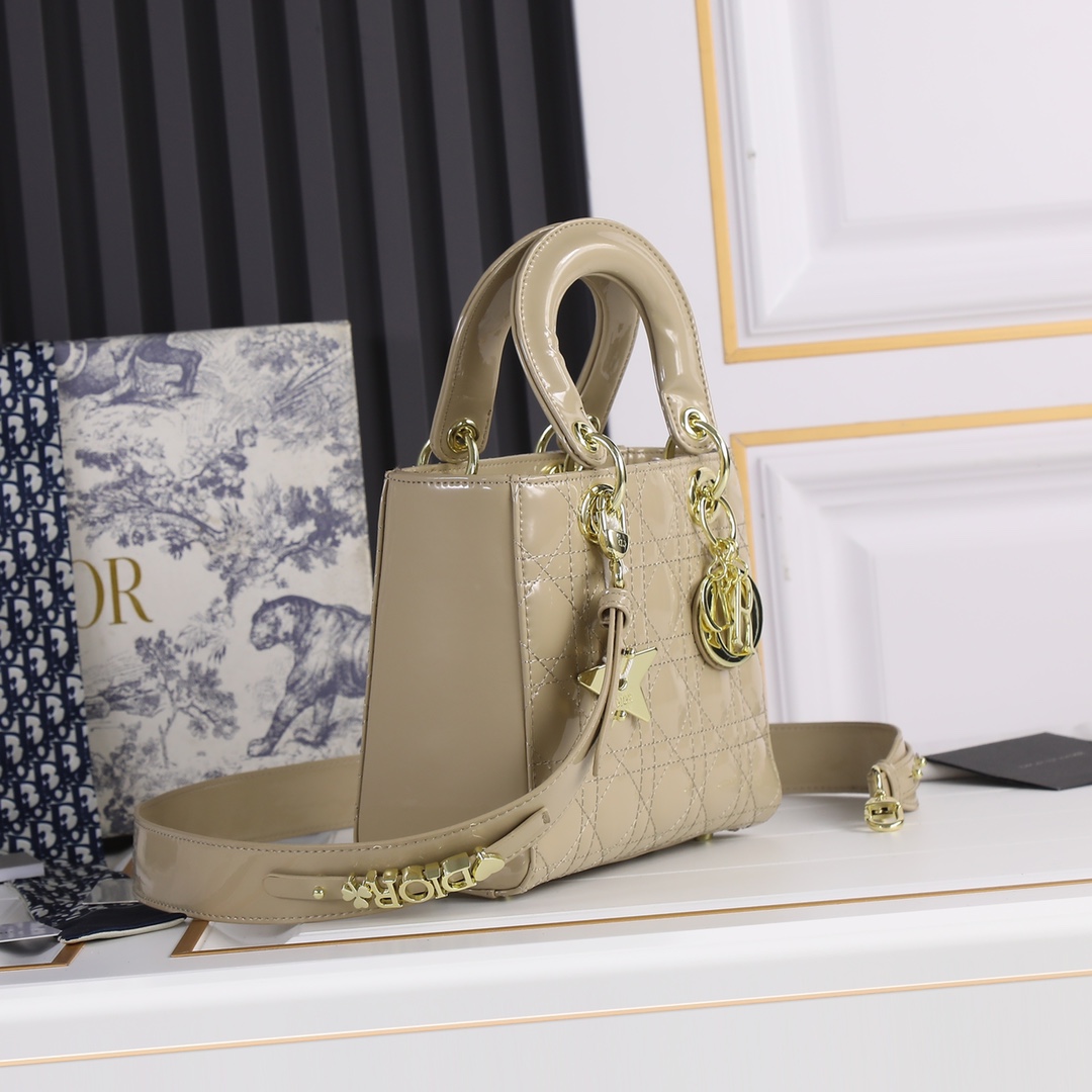 Small Lady Dior My ABCDior Bag Apricot patent leather CD2026 XB081 20cm