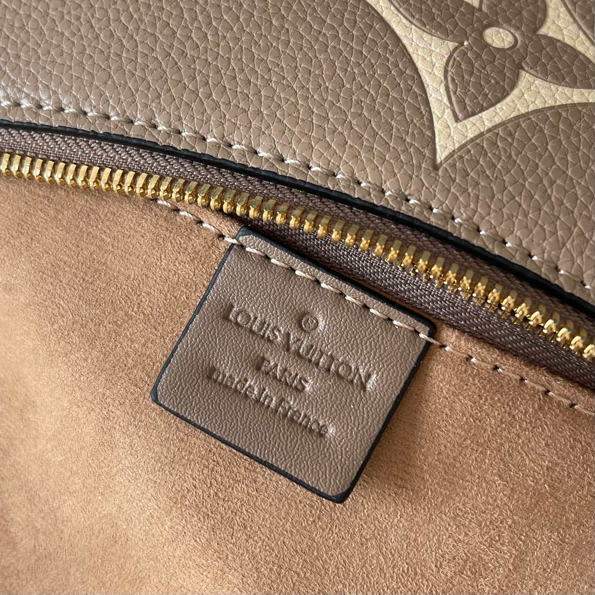 LV Loop Hobo Bag M46311 LM071 38cm