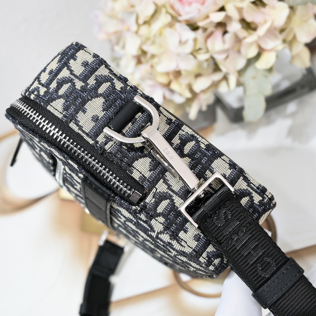 Dior Safari Messenger Bag 1050 XB091 22cm