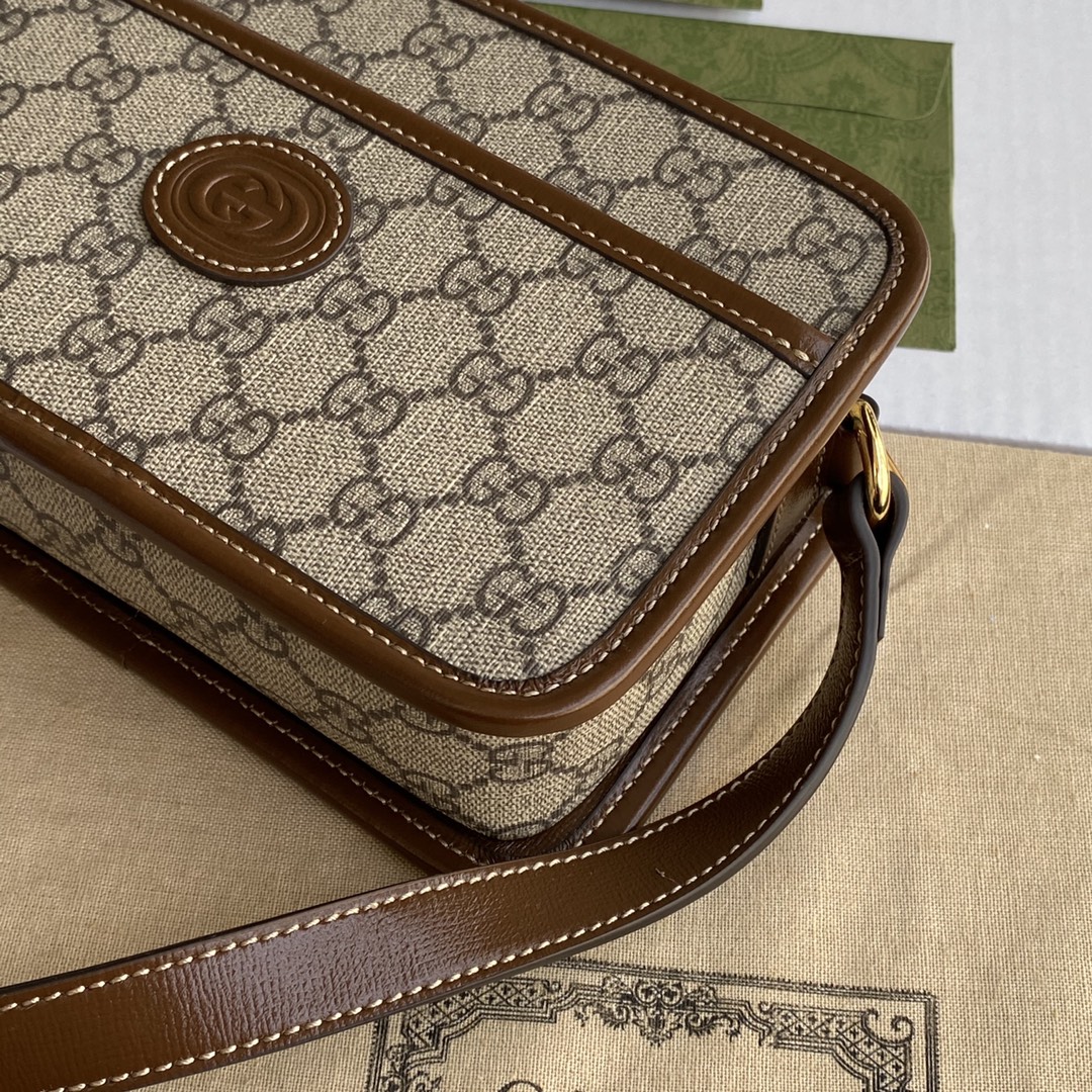 Gucci658572smile021  22.5x14x7 cm