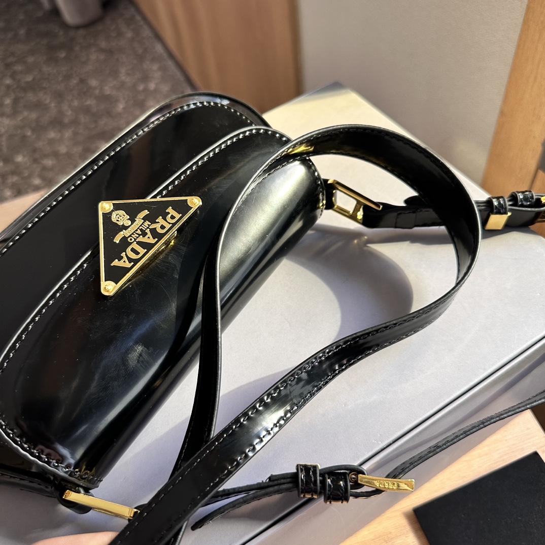 Prada Shoulder Bag 002 DB531 27cm