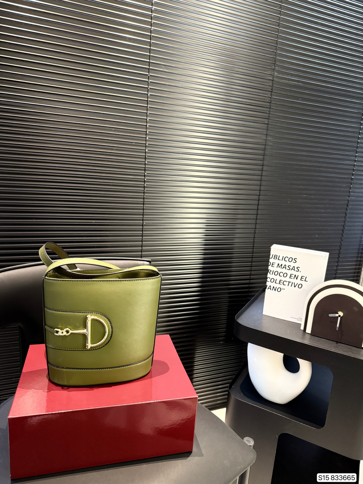 Gucci Bucket HandBag Mini Bucket Bag 833665 DB041 19cm