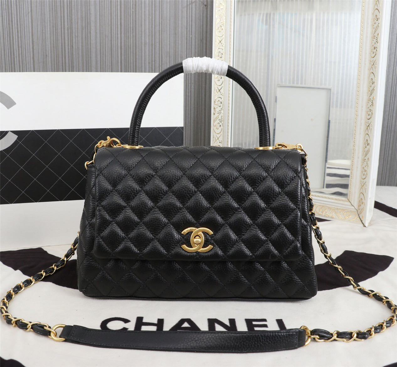 Chanel Cocohandle Bag 001 LM042052082 23-28cm