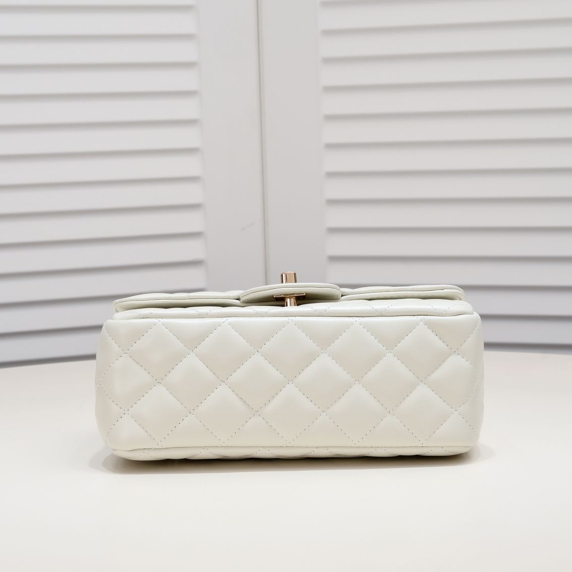 Chanel 23A Diamond Handle CF Mini Shoulder Bag Handbag