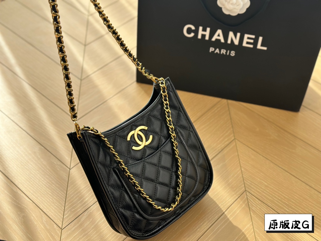 Chanel Chain Bag 010 DB512 23cm