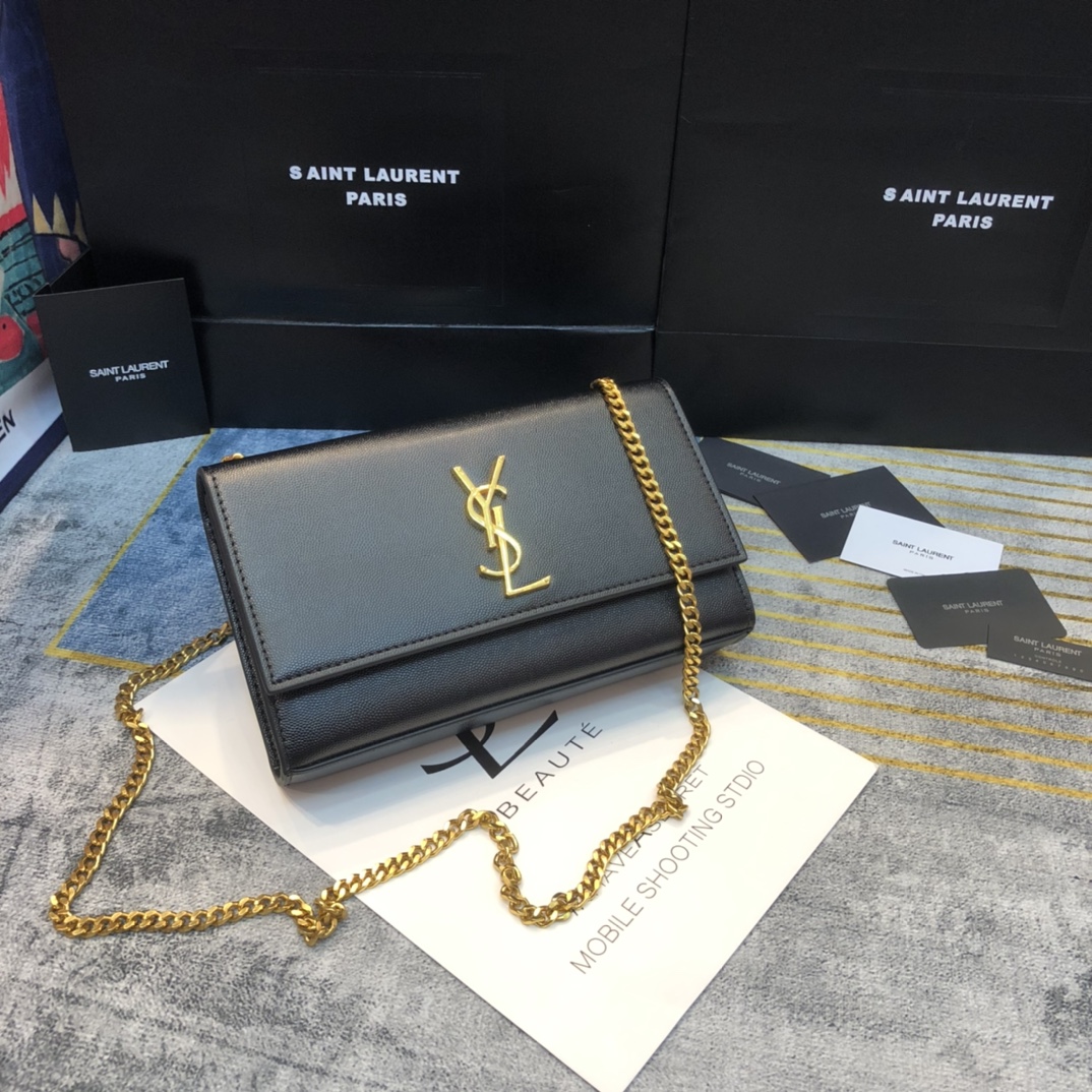 YSL KATE MEDIUM CHAIN BAG WITH TASSEL IN GRAINED LEATHER