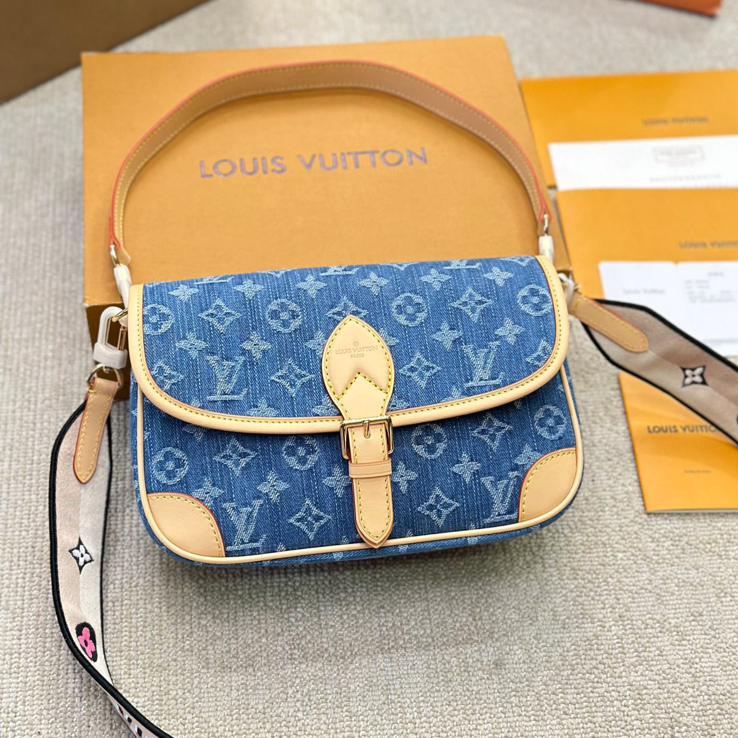 Louis Vuitton LV Diane Denim Shoulder Bag Handbag (Replica)
