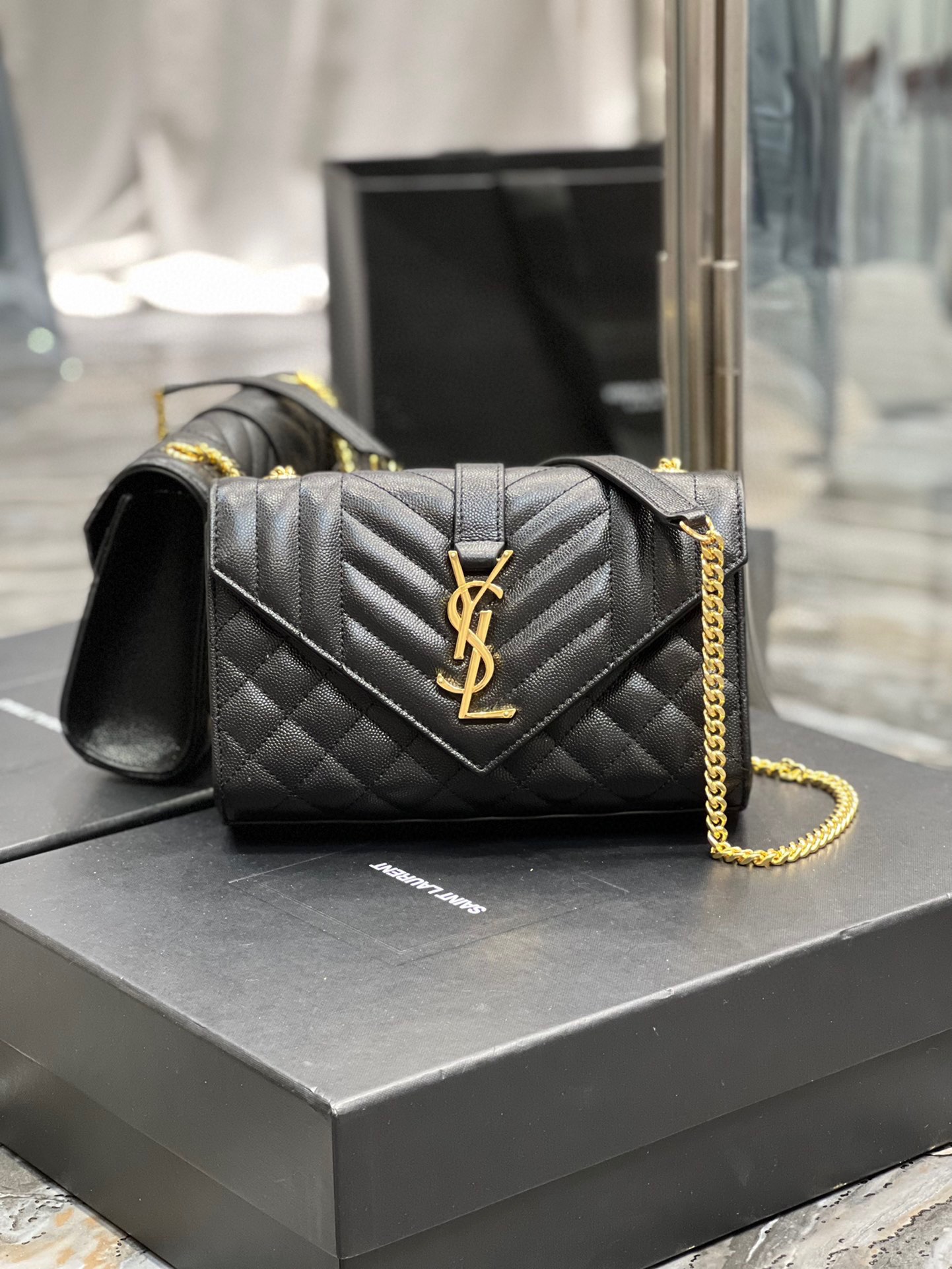 YSL526286LL031 21x13x6 cm