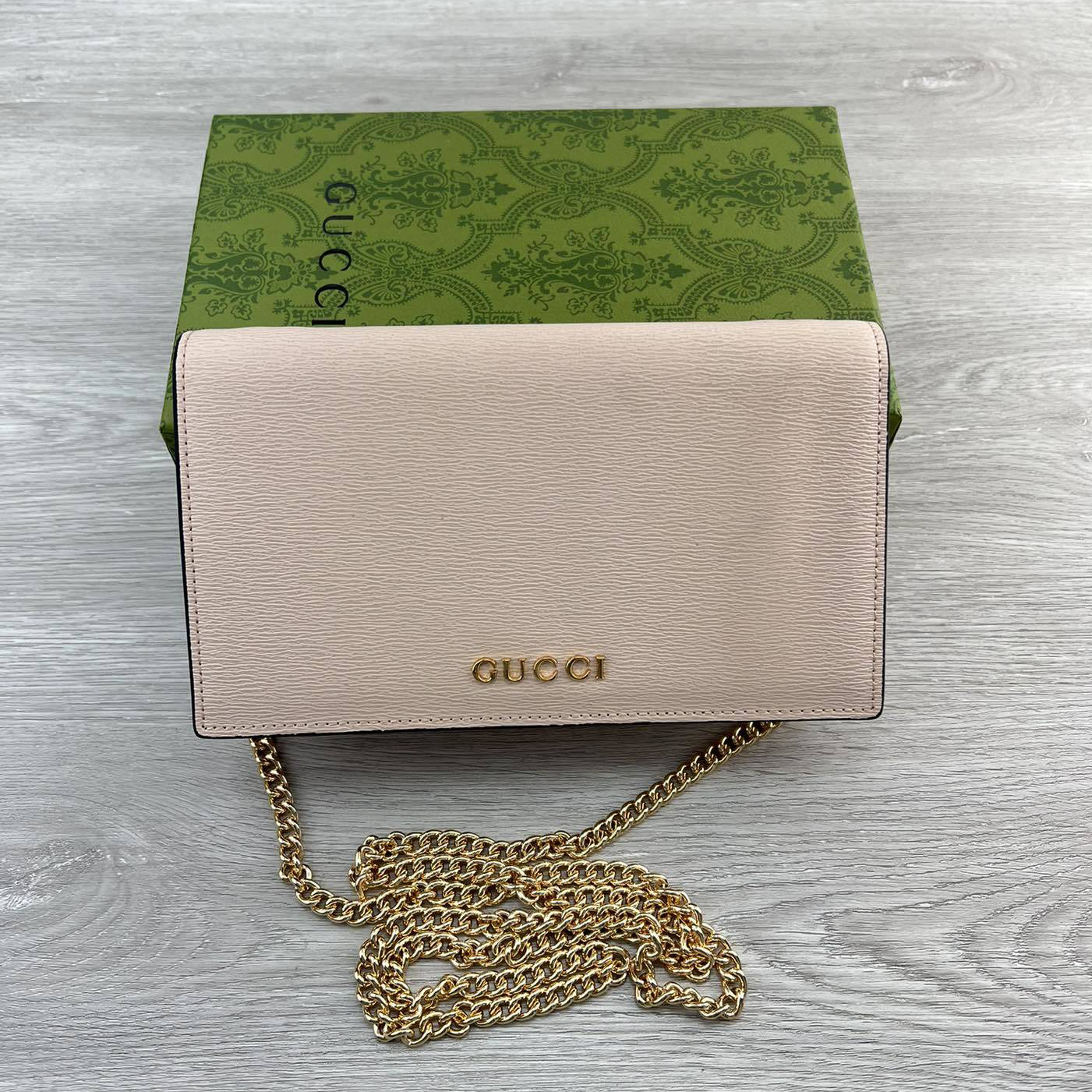 Gucci Marking Chain Belt Clutch Bag