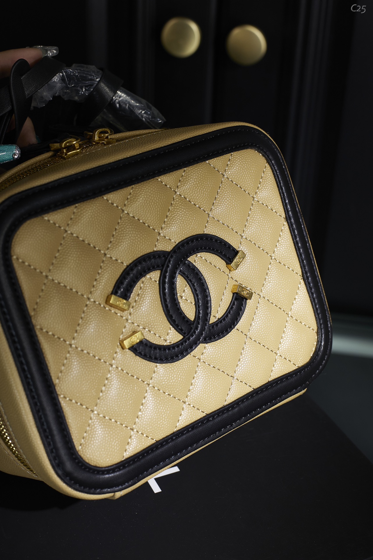 Chanel Case Bag 008 DB571 18cm