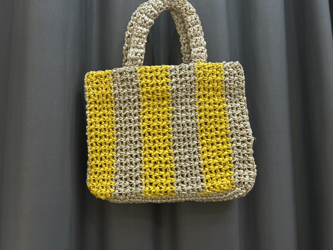 Prada 393 Yellow LM031 24cm