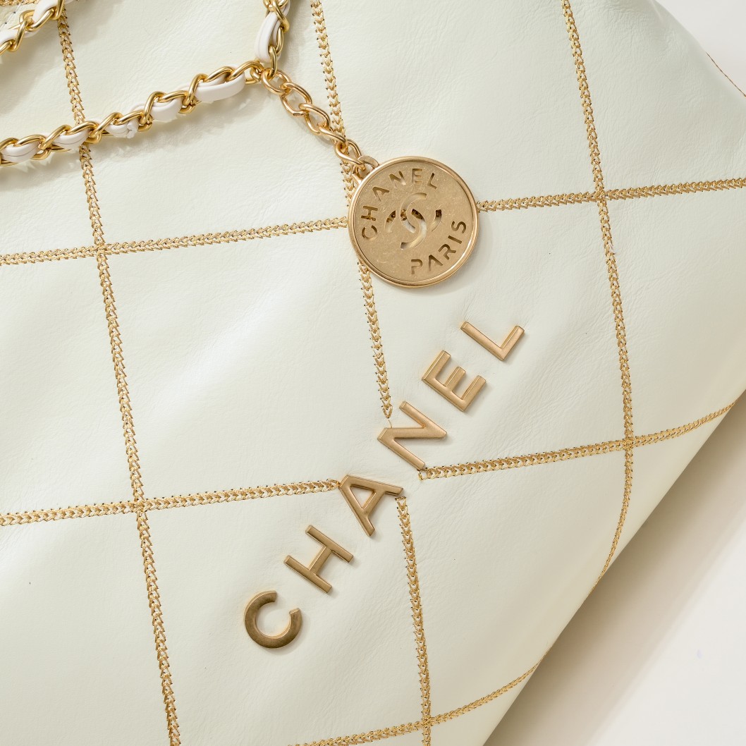 Chanel 22 Bag Pearl Bag Golden Thread Large Shoulder Bag Handbag