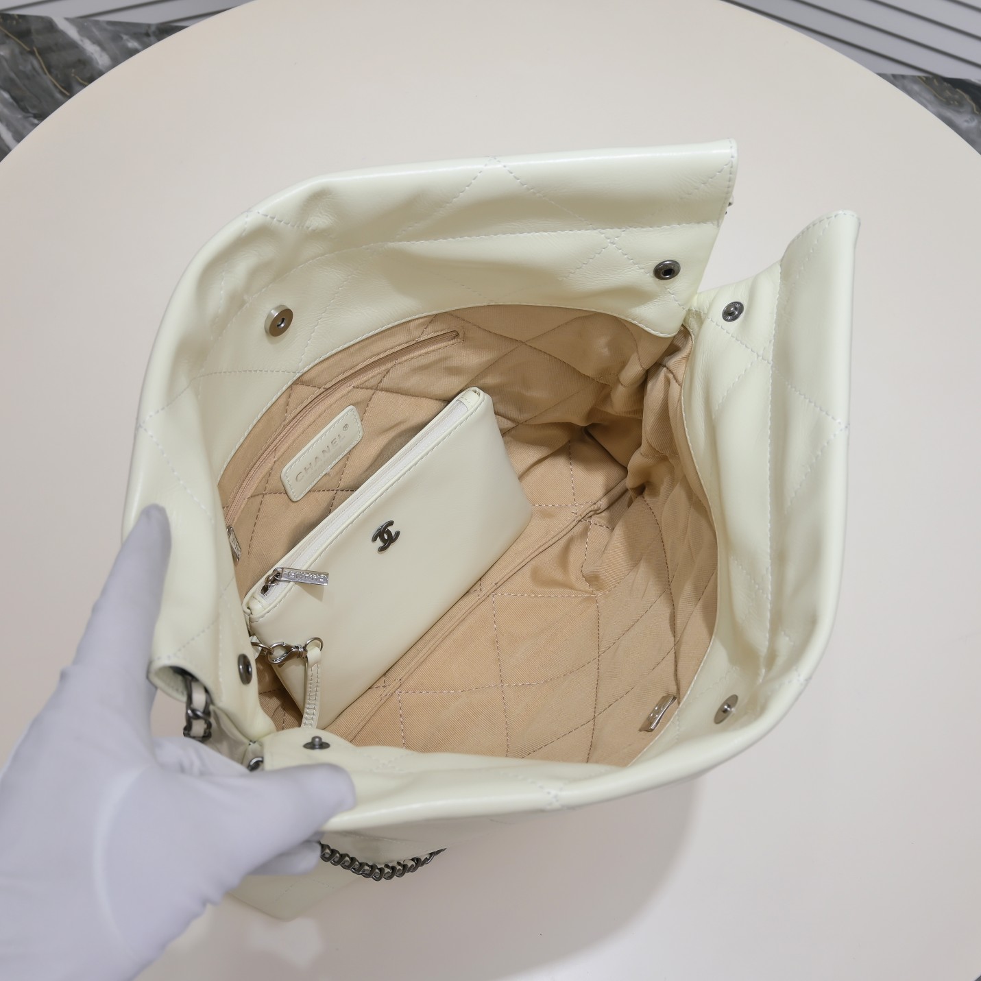 Chanel 22 Bag Pearl Bag Shoulder Bag Handbag