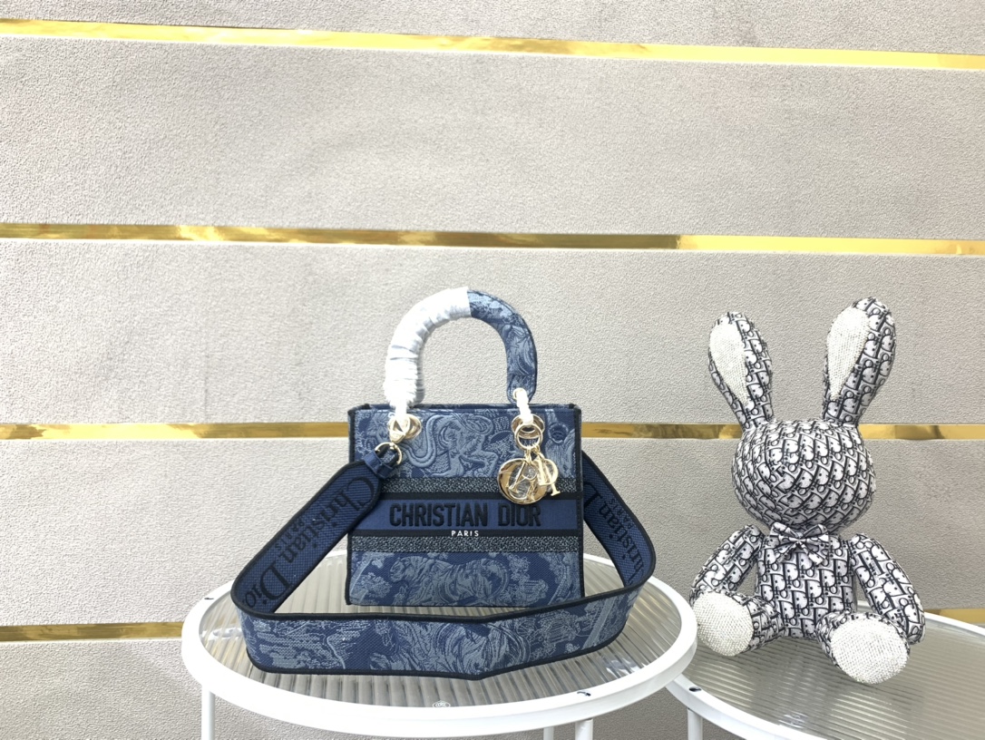 10A + top quality Dior Medium Lady D-Lite Bag 9920 DD003 24cm