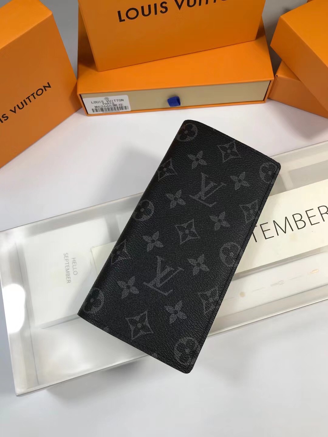 Louis Vuitton BRAZZA WALLET