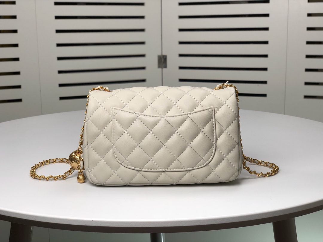 Chanel Cross Body Metal Ball Chain Shoulder Bag Handbag