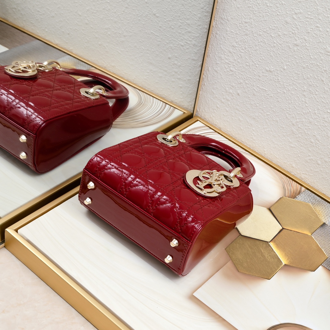 Mini Lady Dior Bag Red patent leather CD2025 XB071 17cm