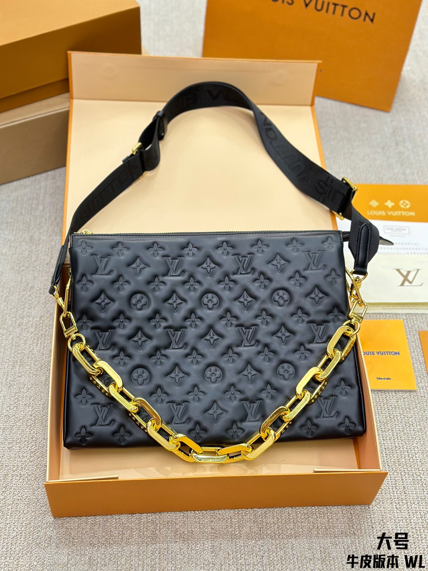 10A + quality LV Coussin MM M23057 DB022 34cm