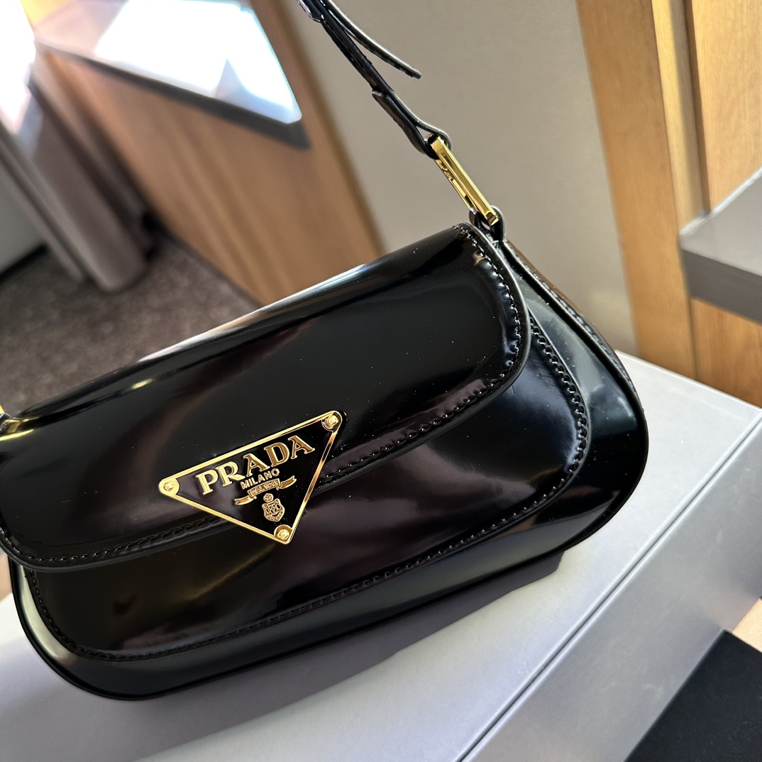 Prada Shoulder Bag 002 DB531 27cm