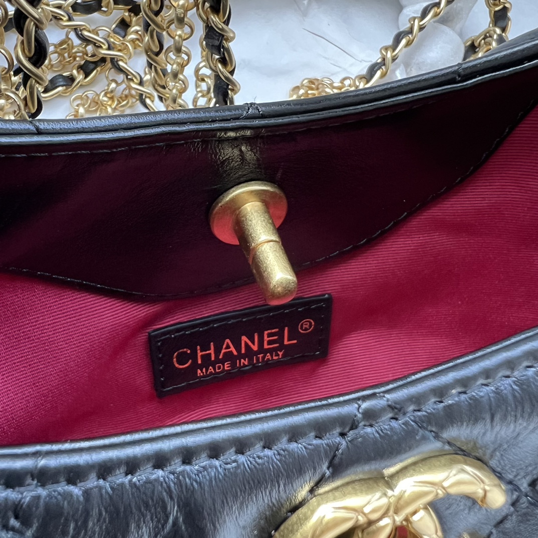 Chanel Shoulder Bag C Enamel Clasp china handbag Sheepskin
