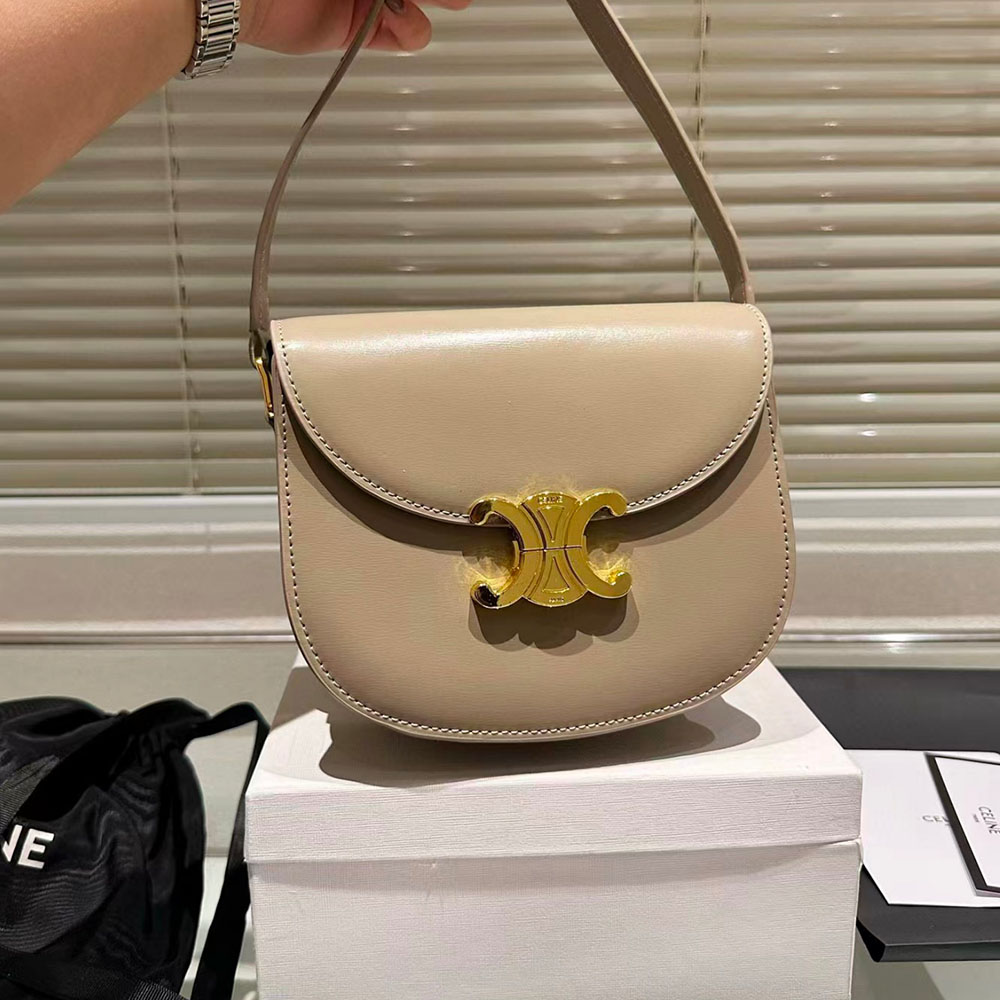 CELINE Triomphe Besace Bag(Replica)