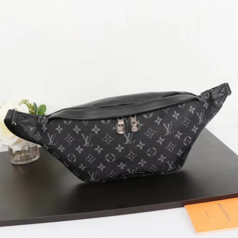 Louis Vuitton DISCOVERY BUMBAG