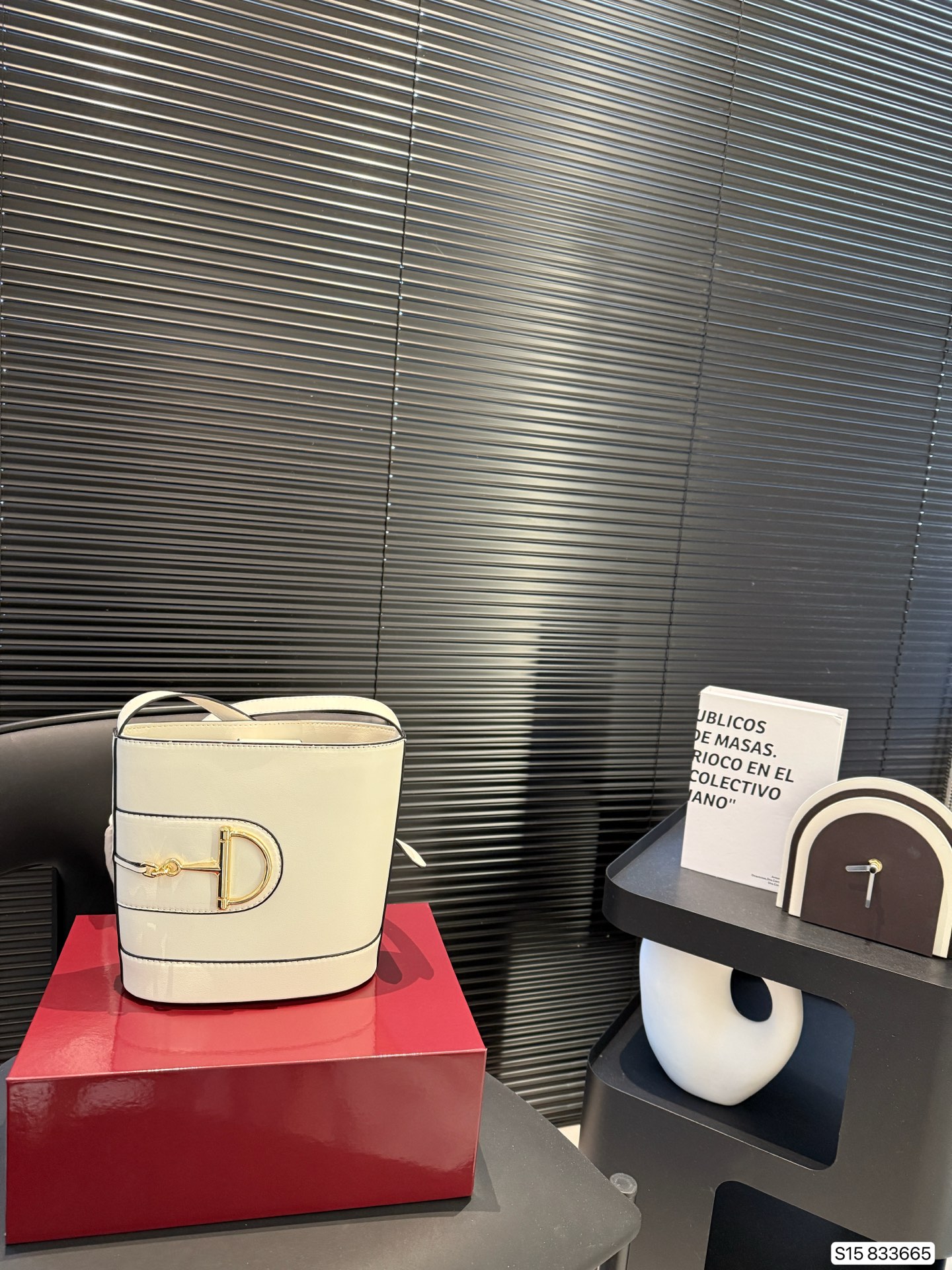 Gucci Bucket HandBag Mini Bucket Bag 833665 DB041 19cm