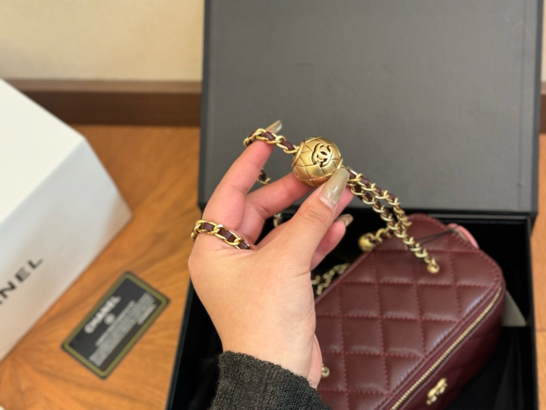 Chanel Handbag 023 DB571 17cm