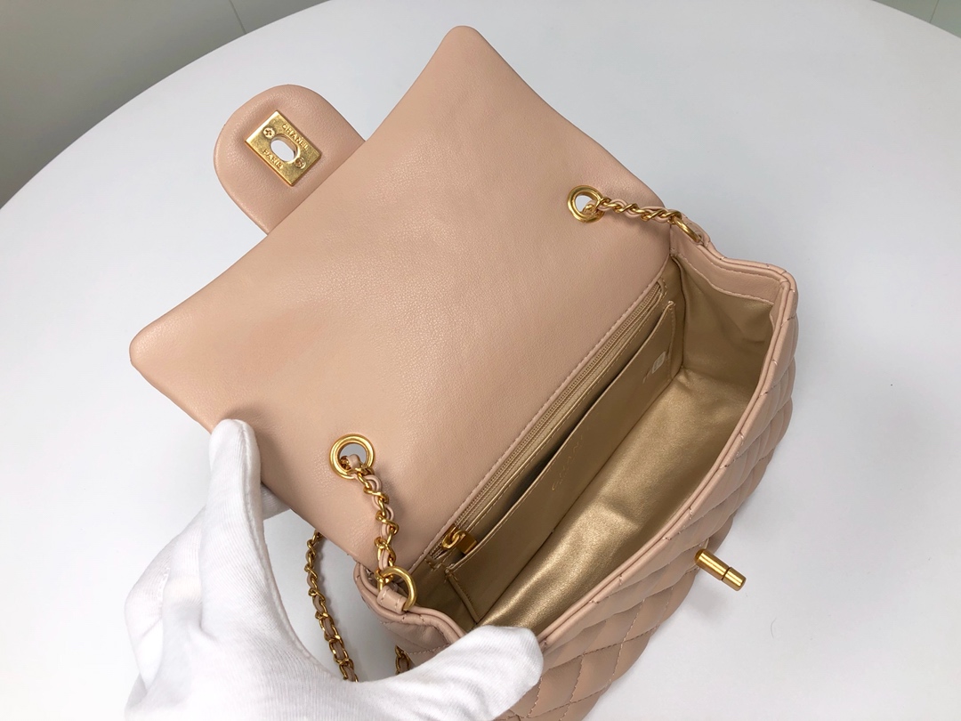 Chanel Cross Body Metal Ball Chain Shoulder Bag Handbag