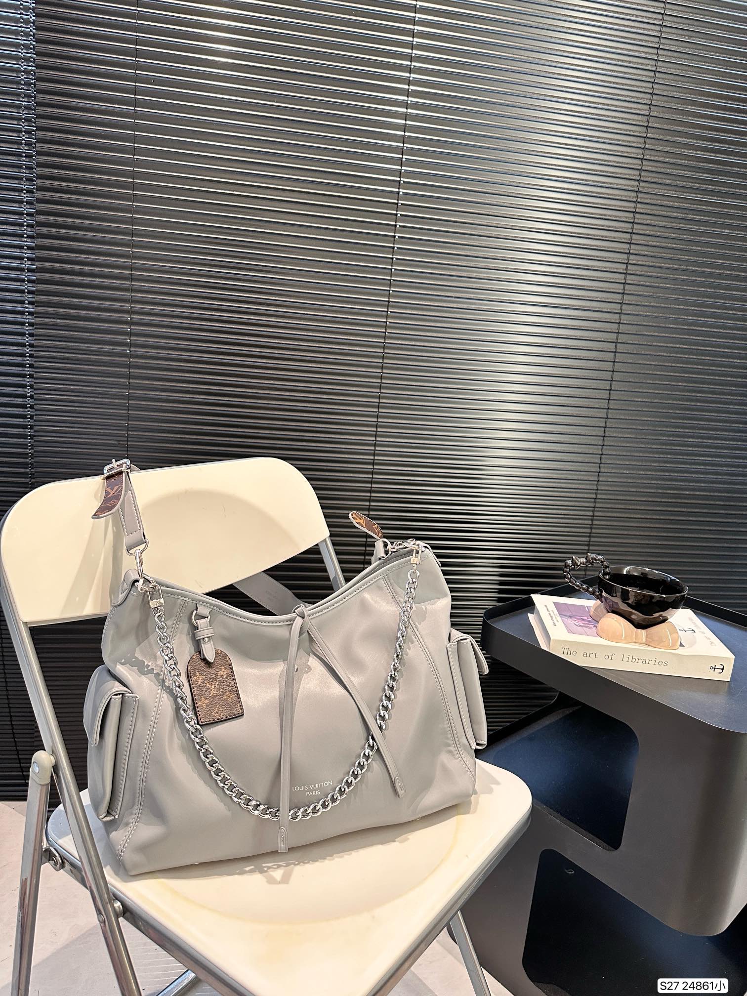 LV CarryAll Cargo Vibe Bag 24861 LLS002 36cm