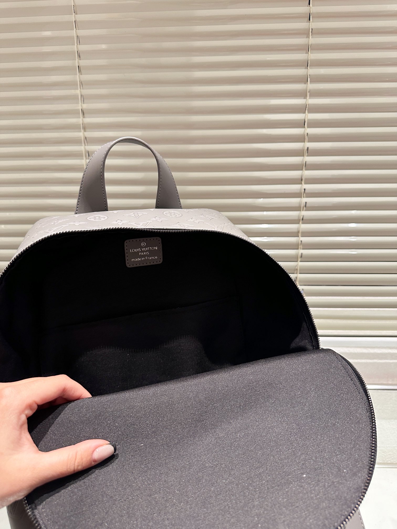 LV Discovery Backpack 43186 LLS571 38cm